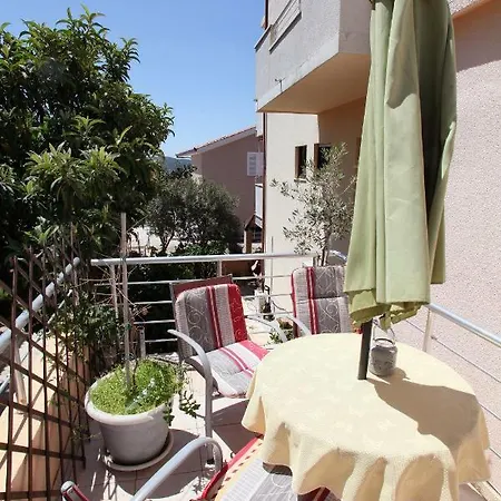 Pansion Ruza 3* Trogir