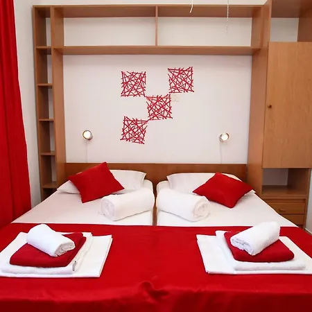 Gasthof Pansion Ruza 3*